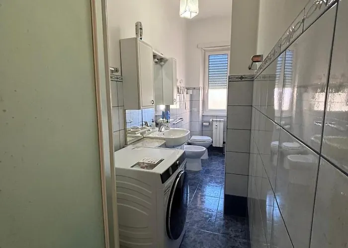 Πανσιόν C D Candia